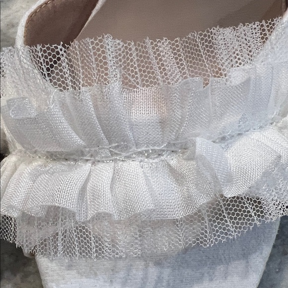 Prom/ Formal White Ruffle Women's Heels - Picture 3 of 5